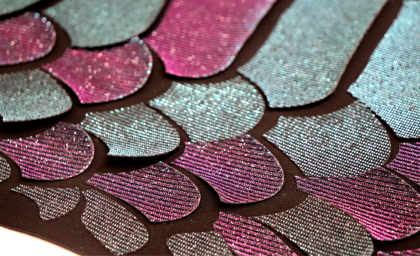 Termocolados em tecidos flex e refletores 16